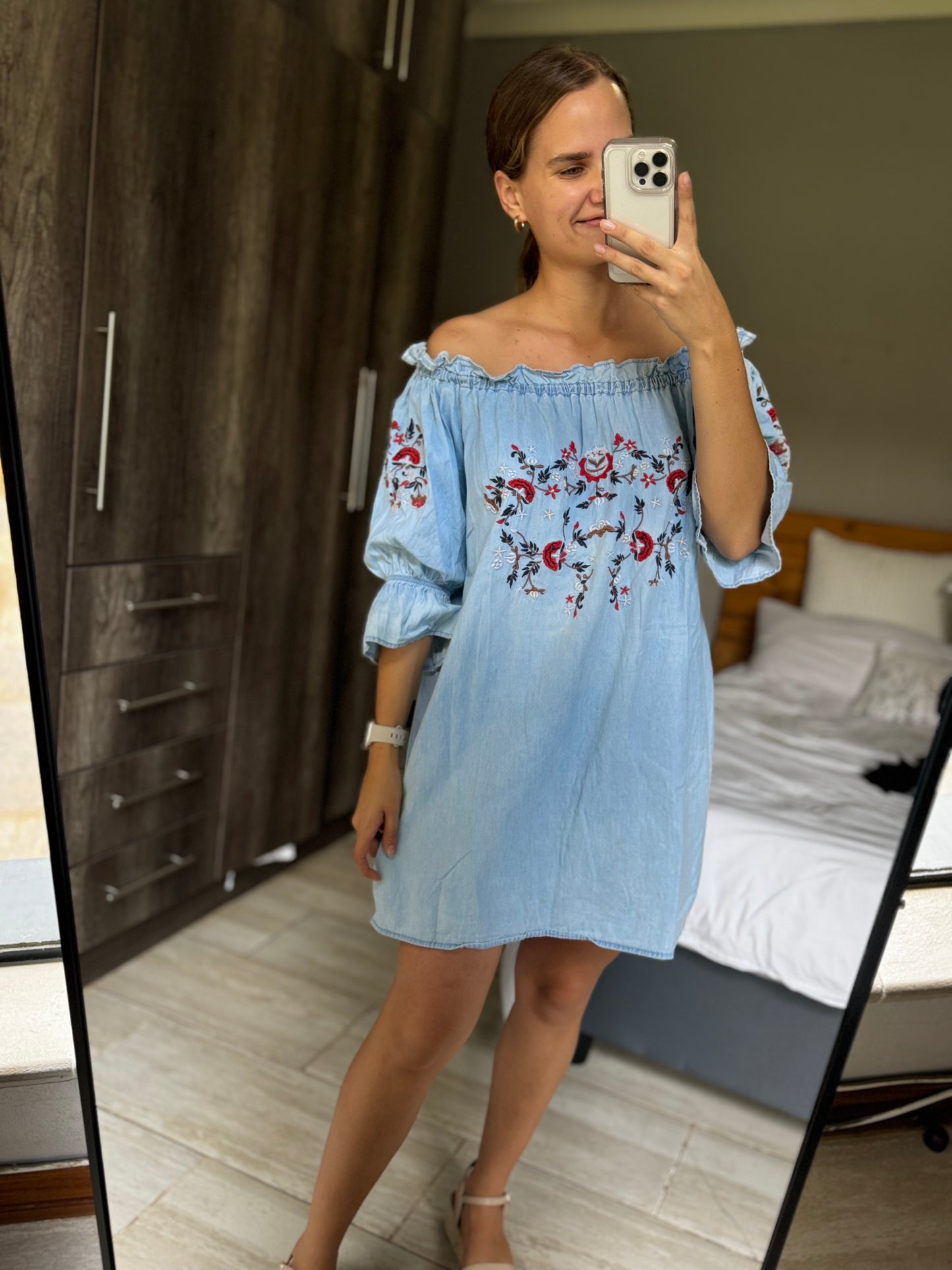 Denim floral dress (G)