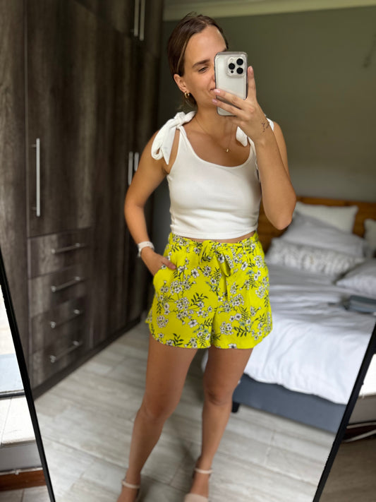 Woolworths floral shorts (ZZZ)