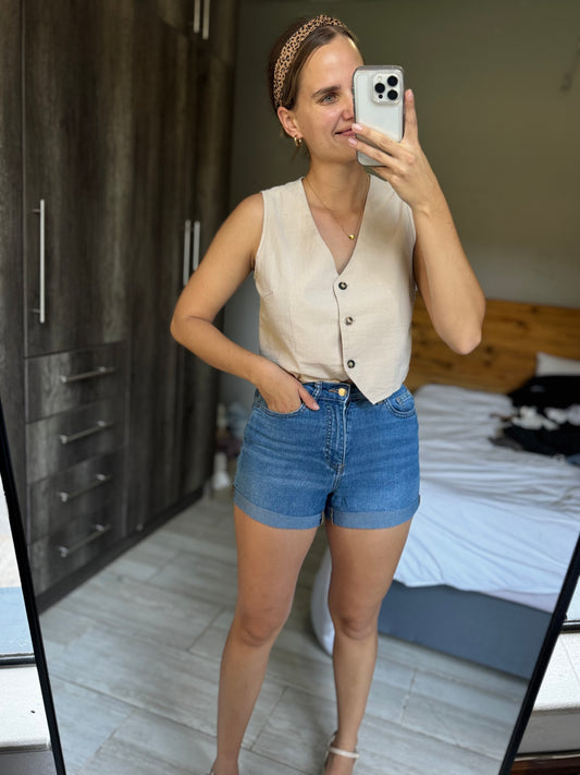 H&M denim shorts (CC)