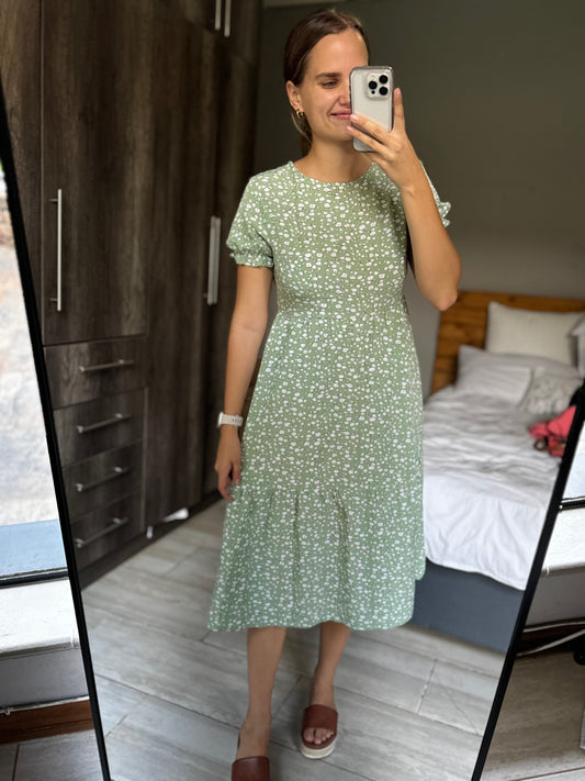 BRAND NEW green floral dress (EEE)