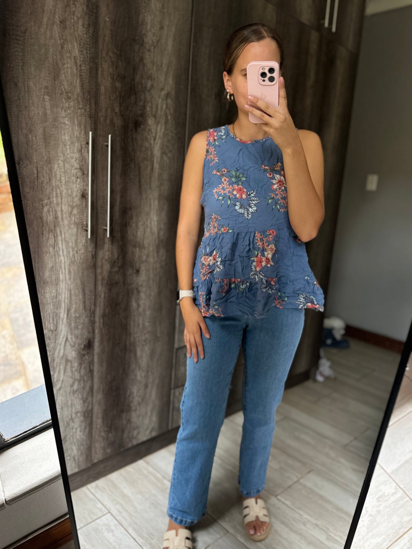 Blue floral top (SS)