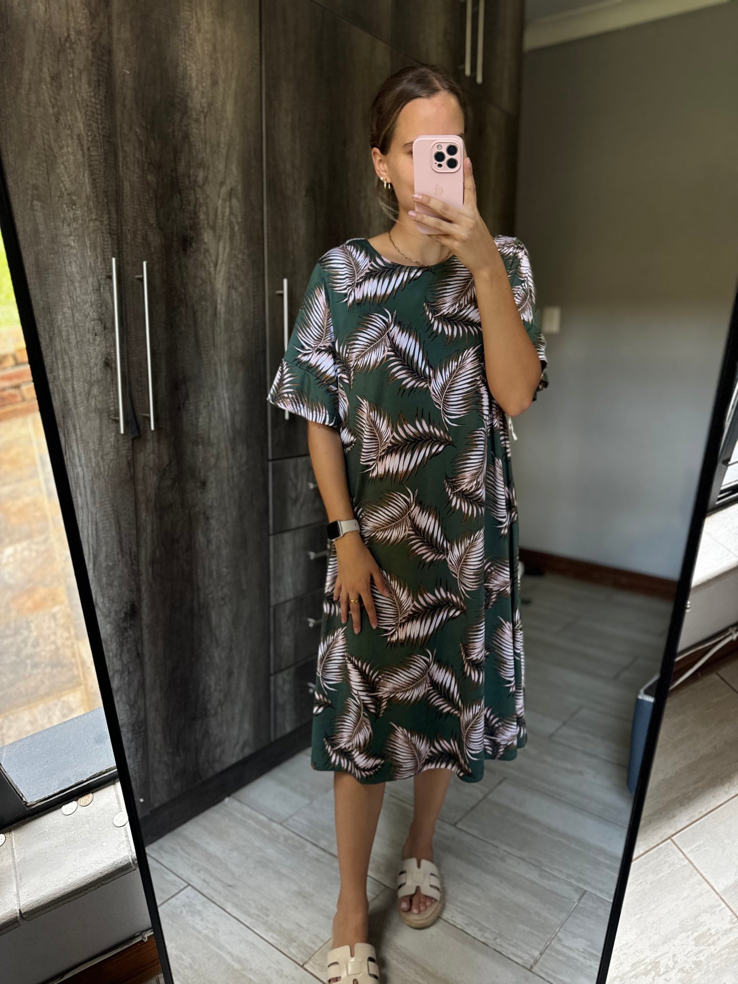 Green floral dress (EEE)